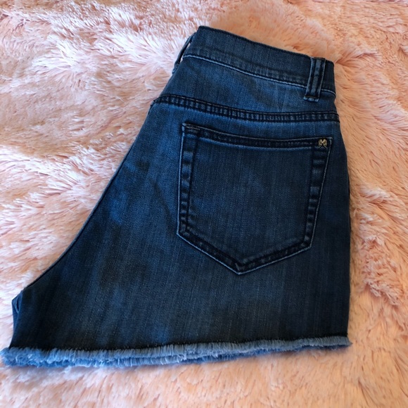 Victoria’s Secret High Waist shorts - Picture 3 of 6